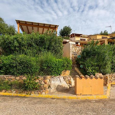 VILLA CLAUDIO e LUNETTA Villasimius Exterior foto